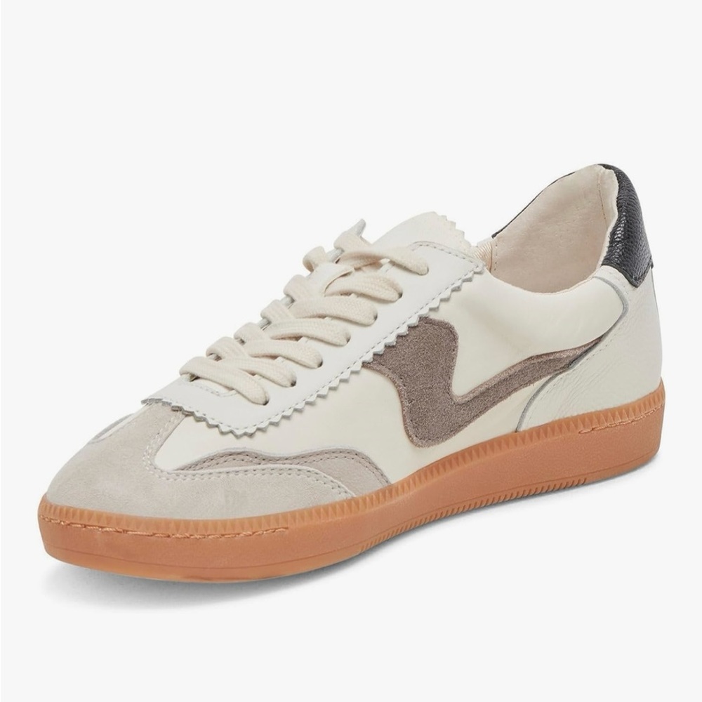 New Dolce Vita sneaker 9.5